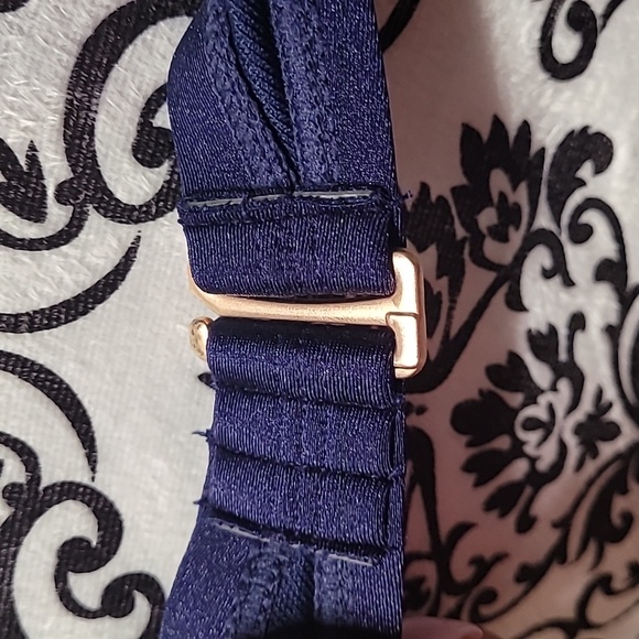 NWT supportive underwire swim top bra adjustable - Picture 3 of 7